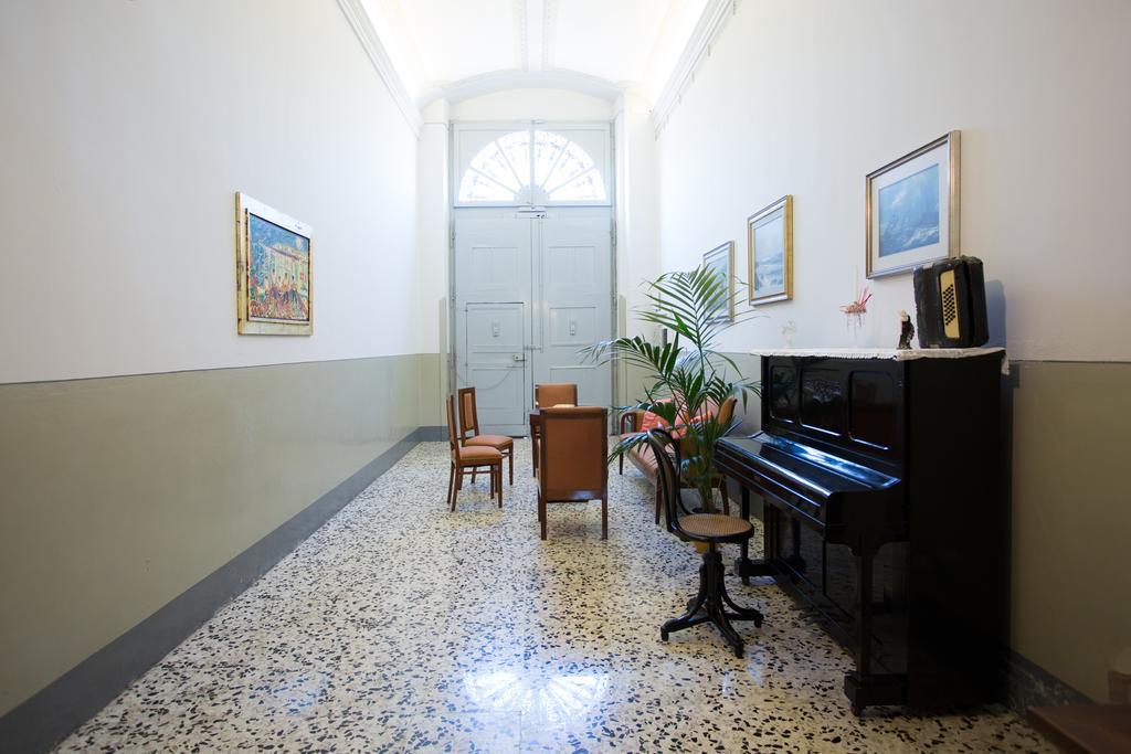 Palazzo Vallebona Gallipoli Exterior photo