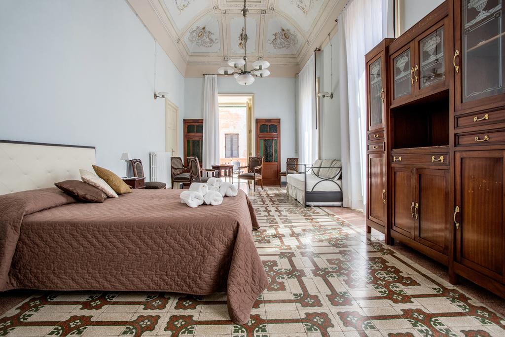Palazzo Vallebona Gallipoli Exterior photo
